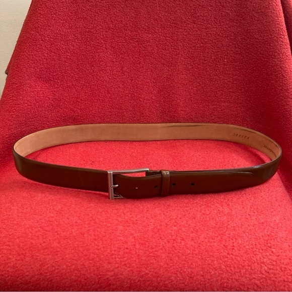 FULLUM & HOLT Sz 40/100 Leather Belt with Silver Buckle - Picture 3 of 7